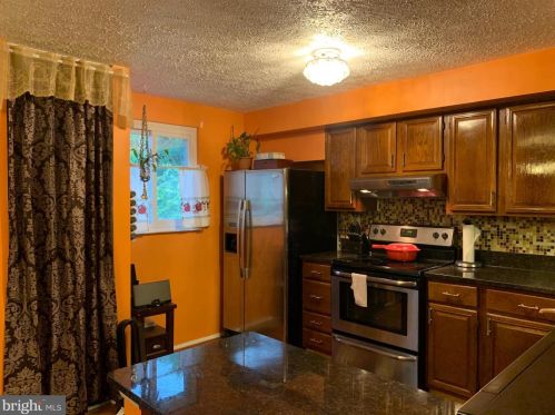 7730 Havenside Ter, Rockville MD  20855-2263 exterior