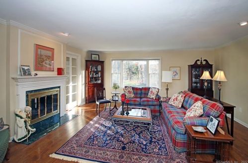 105 Tunxis Vlg, Farmington, CT 06032-1502