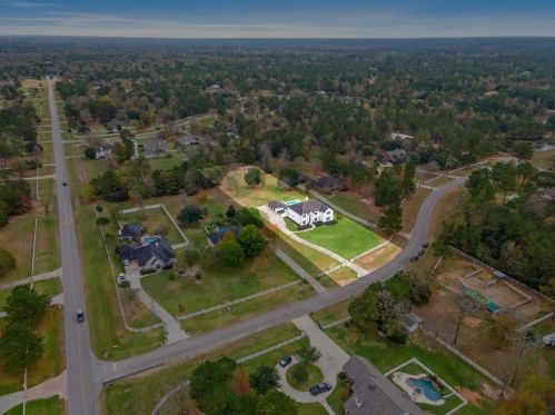 11410 Connie Ln, Montgomery TX 77316-5430 exterior