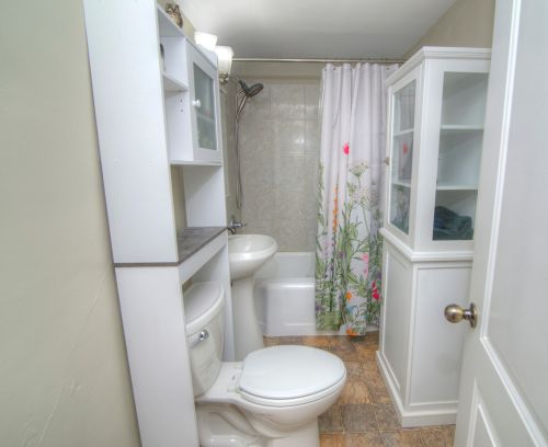 508 8 Ave, Broadview IL 60153-1516 exterior