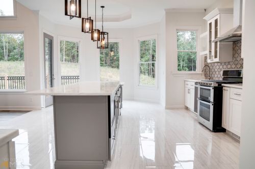 4612 Mossey Dr, Lithonia GA 30038-7725 exterior