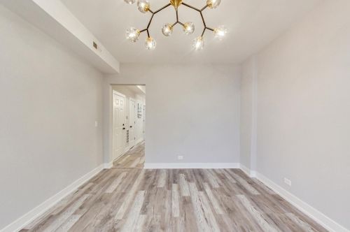 1217 Kolin Ave, Chicago IL 60652-3537 exterior