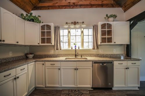 16 Livermore St, Wilton NH 03086-5502 exterior