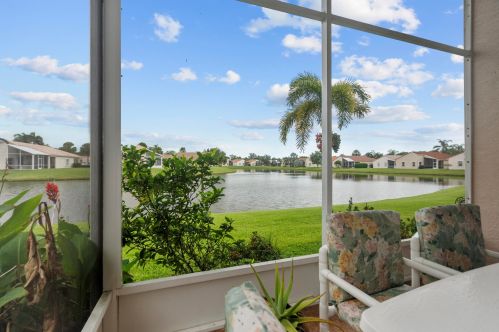 324 Breezy Point Loop, Fort Pierce FL  34986-2669 exterior