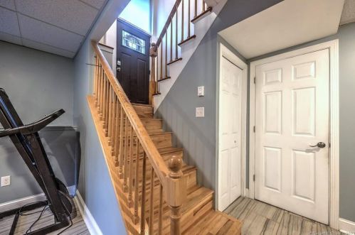 12 Raymond Dr, Meriden CT 06451-6228 exterior