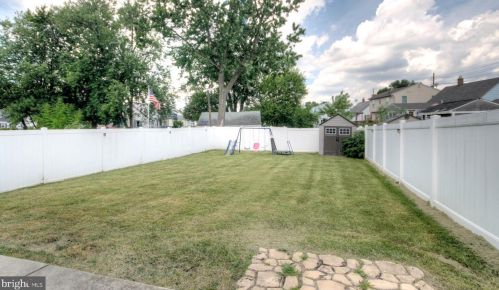 213 5 Ave, Runnemede NJ 08078-1308 exterior