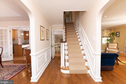 645 Clinton Ave, Tavistock, NJ 08033-3805