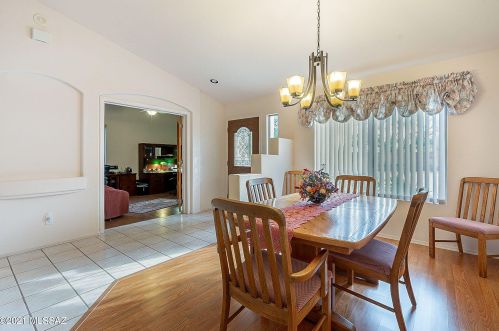 2621 Peter Seward Dr, Tucson AZ 85745-9611 exterior