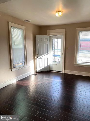 469 High St, Hanover PA 17331-3922 exterior