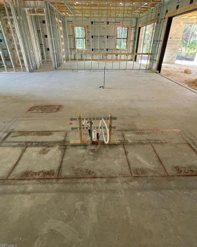 4221 7 Ave, Naples FL 34119-1523 exterior