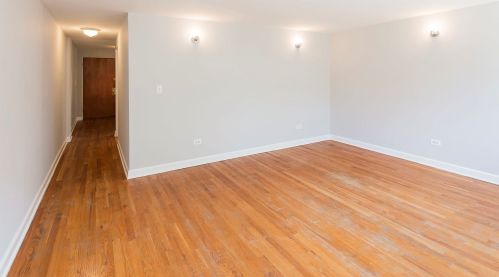 4044 California Ave, Chicago IL 60618-2772 exterior