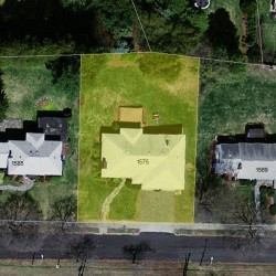 1575 Commonwealth Ave, Newton MA 02465-2800 aerial view