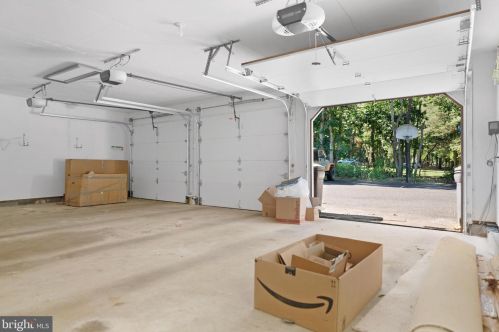 1 Madison Ct, Southampton NJ  08088-9046 exterior