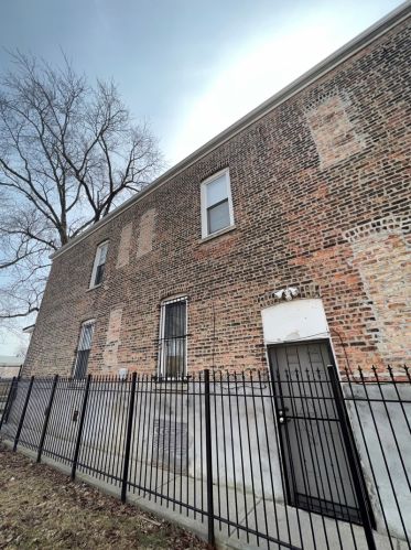 5144 Throop St, Chicago IL 60607-2534 exterior