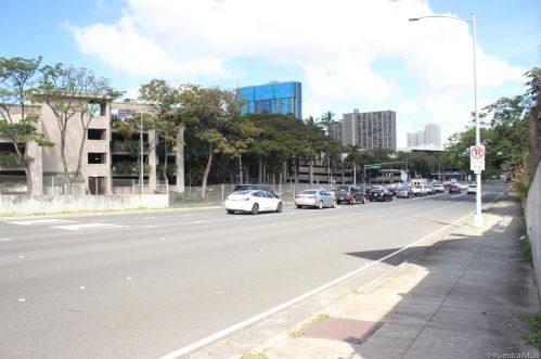 1402 Lusitana St, Honolulu HI 96813-1625 exterior