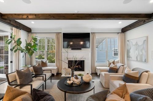 2652 Forrest Way, Atlanta GA  30305-3770 exterior