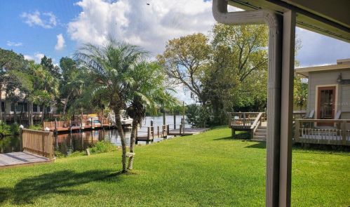 5299 Riverside Dr, Homosassa FL  34448-3747 exterior