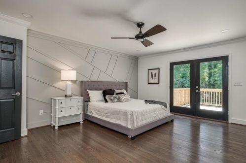 705 Glenforest Rd, Atlanta GA  30328-5211 exterior