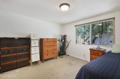 5985 9th Ave, Tucson AZ  85706-4001 exterior