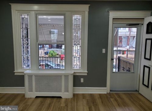 3905 Glendale St, Philadelphia PA 19124-5509 exterior