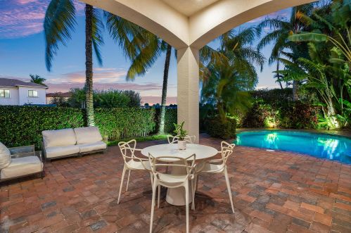17894 Monte Vis Dr, Boca Raton FL 33496-1057 exterior