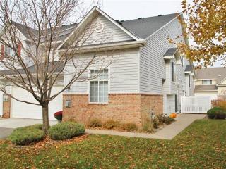 3810 Vermilion Ct, Saint Paul MN  55122-3156 exterior