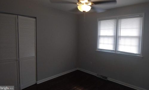 205 Davis Rd, Runnemede NJ 08078-1816 exterior