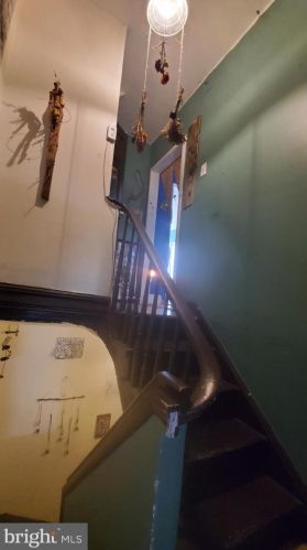 1518 6 St, Philadelphia PA 19147-6536 exterior