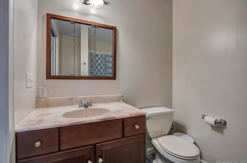 239 Mack Rd, Exeter CT 06249-1720 exterior