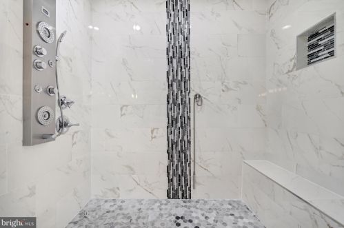 1864 Kirby Rd, Mc Lean VA 22101-5326 exterior