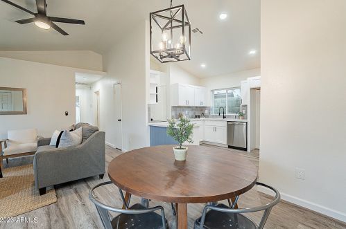 18230 17 Way, Phoenix AZ 85022-1309 exterior