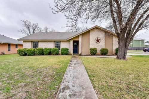 700 Garden Villa Cir, Georgetown, TX 78628-2925