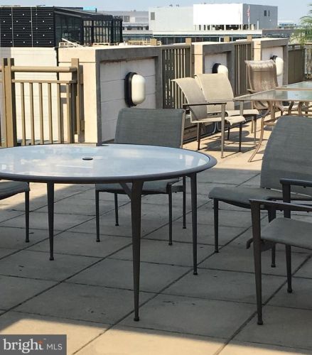 1150 K St, Washington DC 20003-4112 exterior