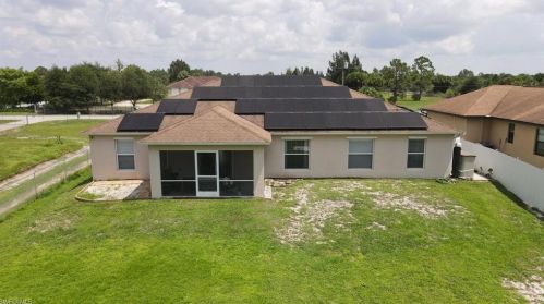 2720 27 Ave, Naples FL 34120-8988 exterior