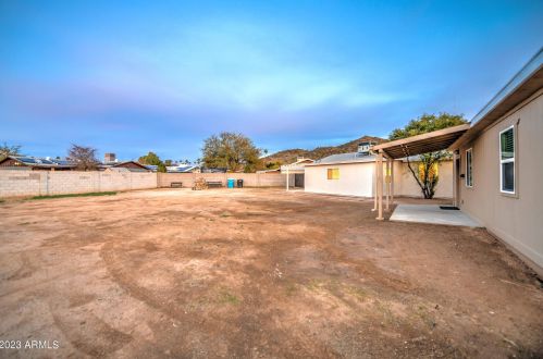 12616 20th Dr, Phoenix AZ  85029-2611 exterior