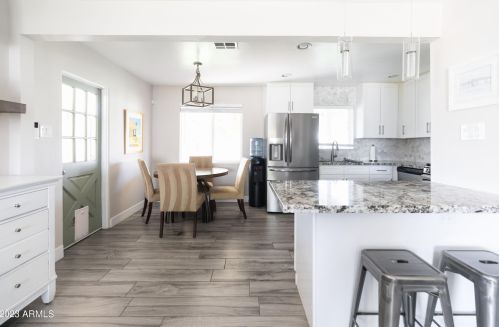 3812 21st Ave, Phoenix AZ  85015-5461 exterior