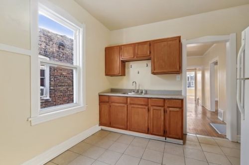 1725 Meade Ave, Chicago IL 60634-5023 exterior