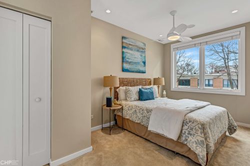 1506 Wolfram St, Chicago IL 60657-4017 exterior