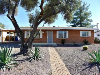 3740 Edison St, Tucson AZ  85712-2722 exterior