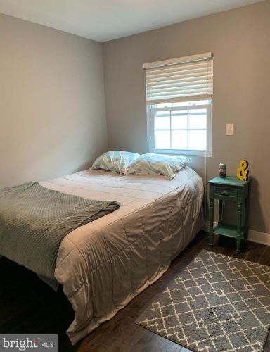 1411 19 St, Philadelphia PA 19146-4655 exterior