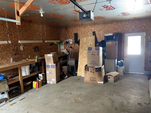 1322 Colburn Ave, Big Rapids MI 49307-1618 exterior