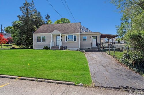 8 Seymour Ave, Edison, NJ 08817-3524