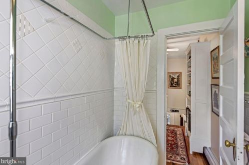 107 Harvard St, Alexandria VA 22314-2712 exterior