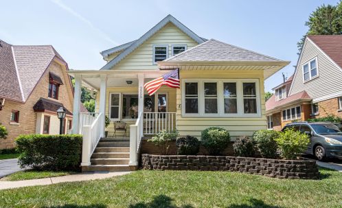 2555 72nd St, Milwaukee, WI 53219-0025