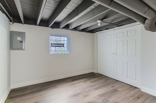 2108 1st Ave, Broadview IL 60153-3304 exterior