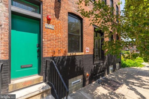 2218 Emerald St, Philadelphia PA 19134-2505 exterior