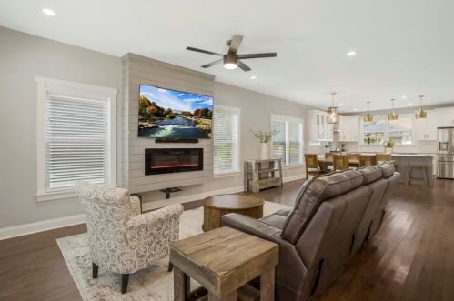 1863 Francis Ave, Atlanta GA  30318-2723 exterior