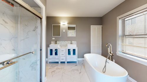 10643 Perry Ave, Chicago IL 60628-3428 exterior