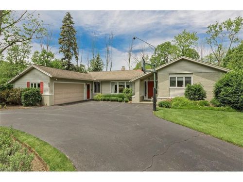 24451 Letchworth Rd, Cleveland, OH 44122-4140