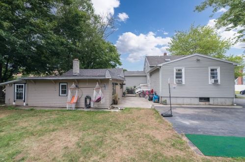 9 Ashby St, Providence RI 02919-6604 exterior